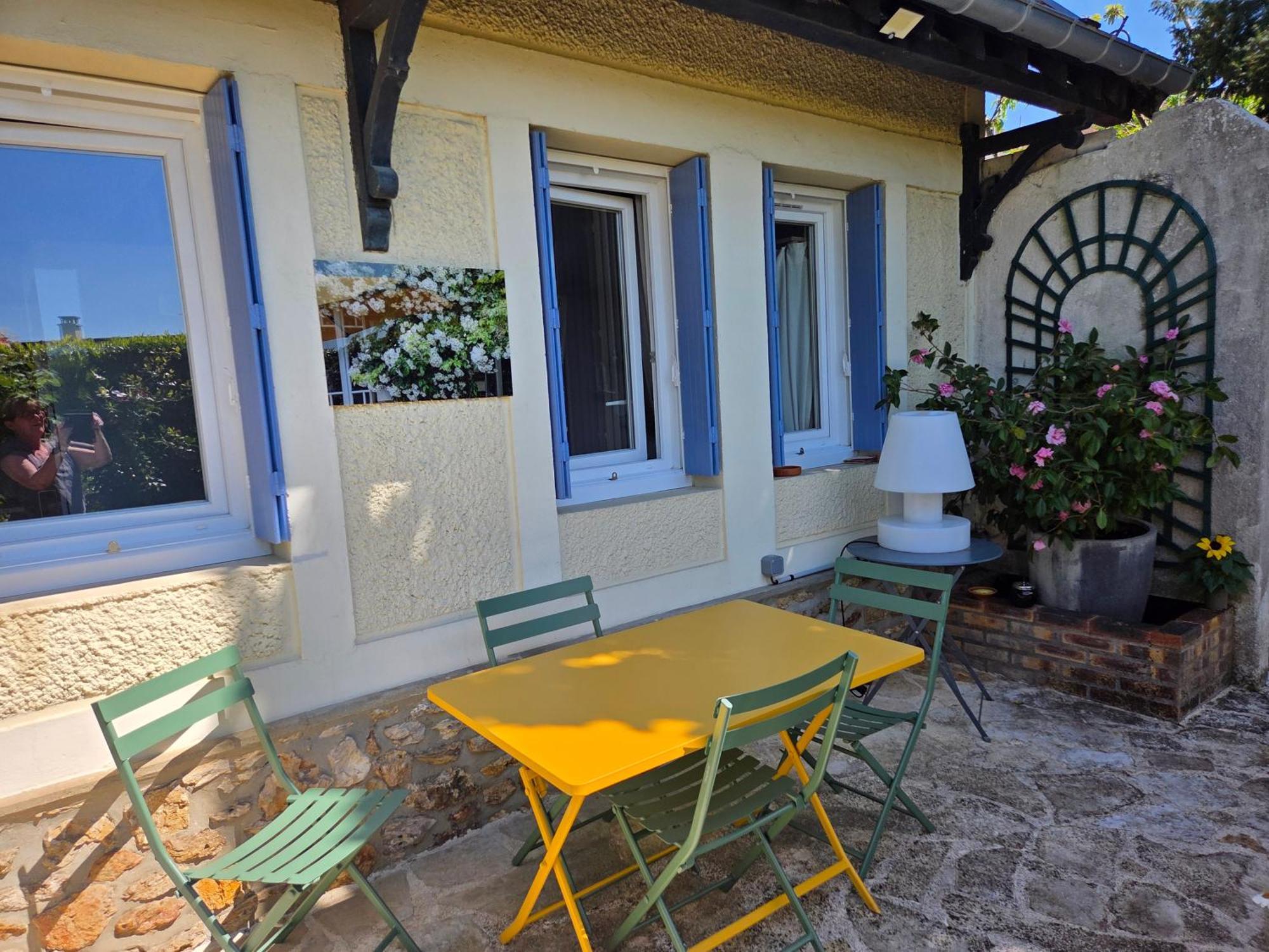 Clair Logis Vila Giverny Exterior foto