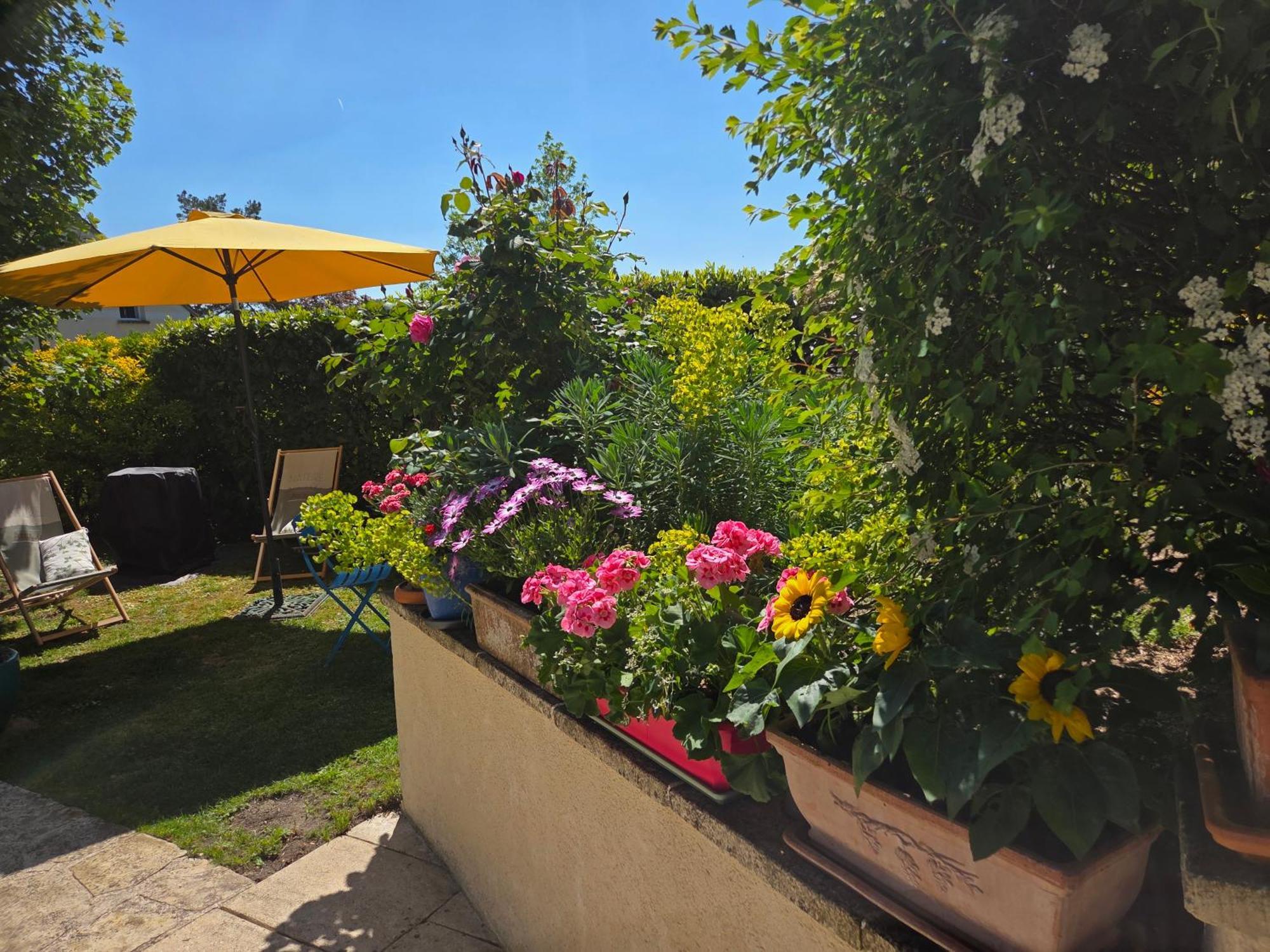 Clair Logis Vila Giverny Exterior foto
